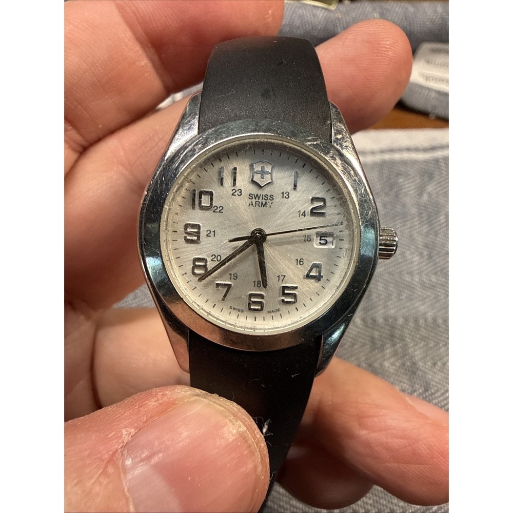 Victorinox Swiss Army Alliance Womens Watch 28mm Quartz Silver Dial Date